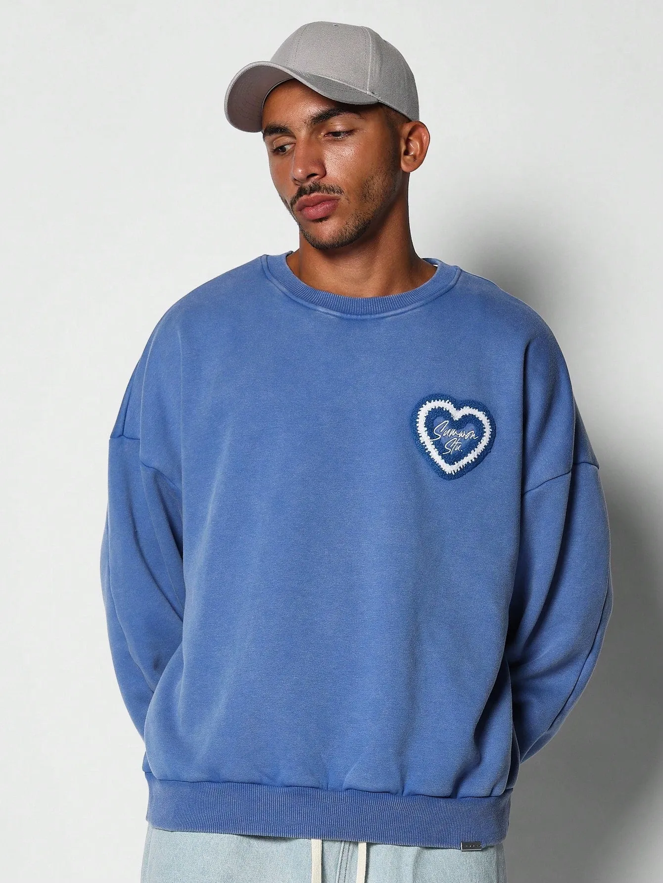 Crew Neck Sweatshirt With Heart Applique