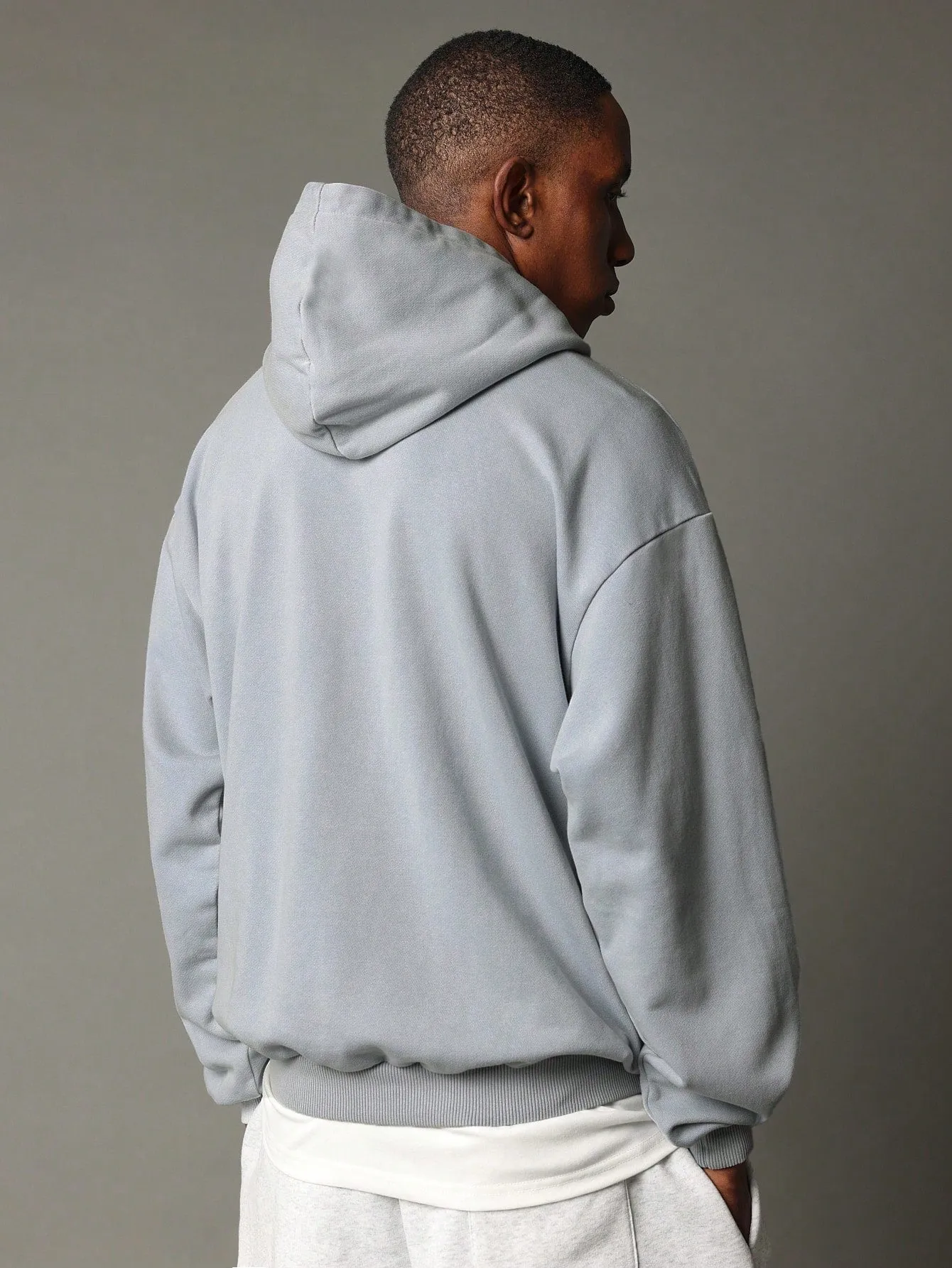 Regular Fit Overhead Washed Blizzard Hoodie With Graphic Print