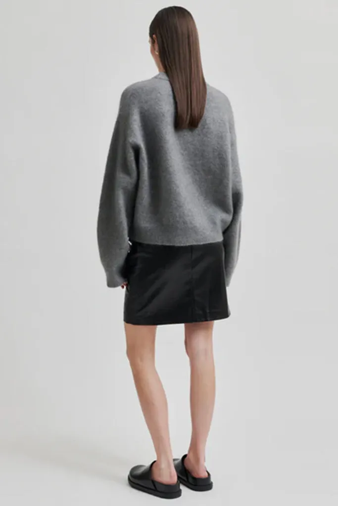 Second Female - Brook Knit Drop Shoulder O-Neck - Charcoal Grey